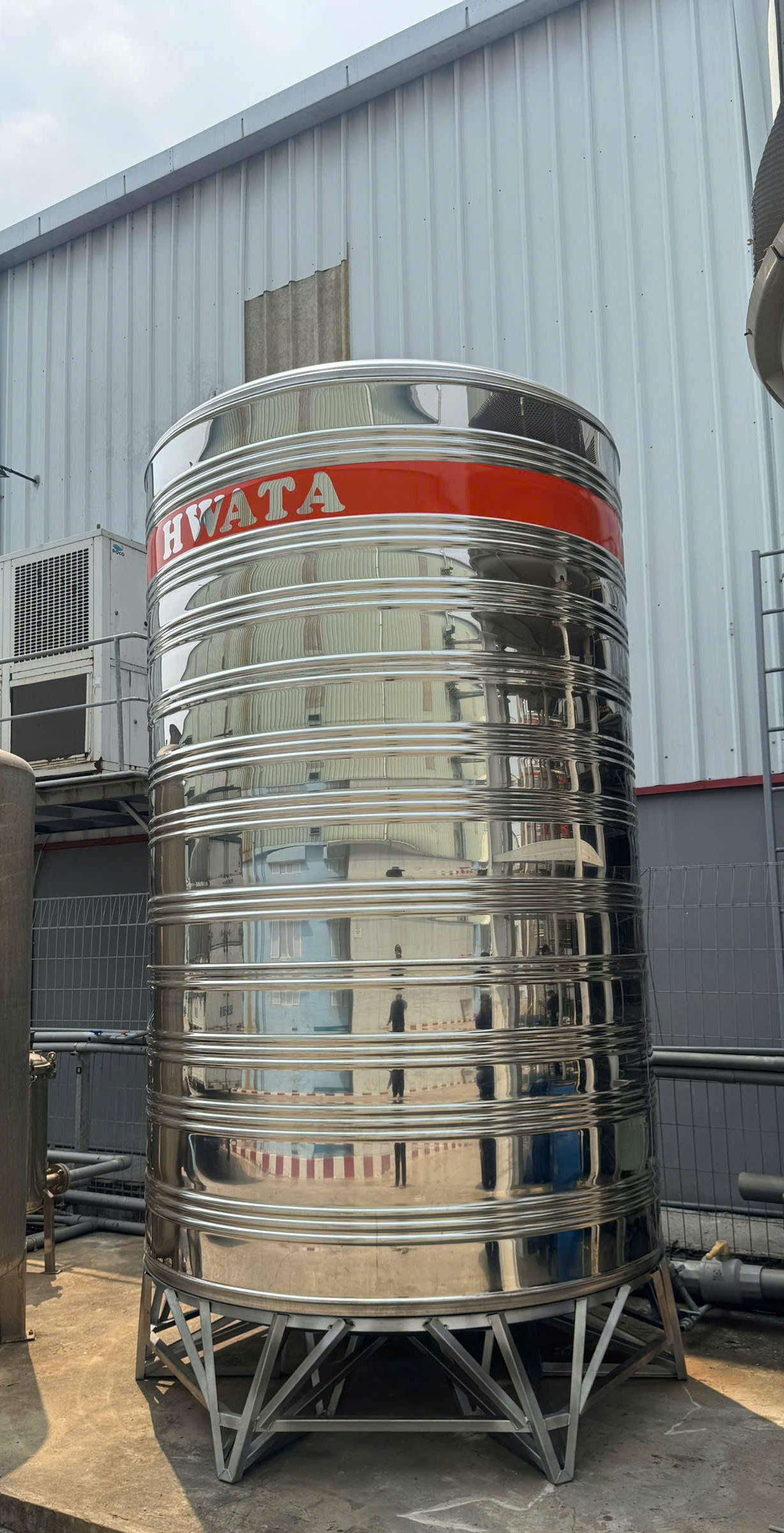 Bồn Hwata 10000L đứng HW10000D